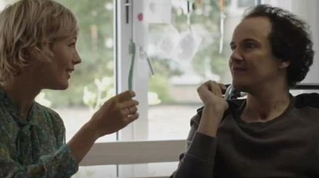 ריצ'רד והמטפלת שלו וילמיין (צילום: צילום מסך)