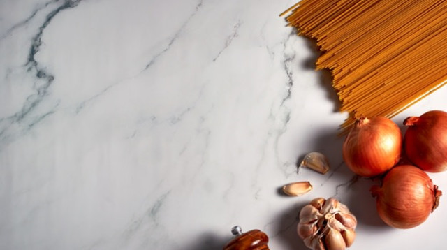 שיש למטבח (צילום: FREEPIK)