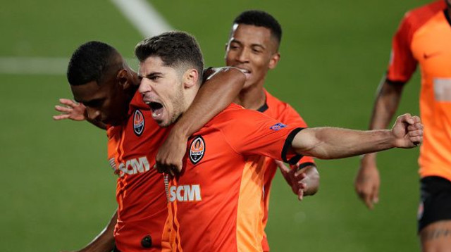 מנור סולומון חוגג (צילום: David S. Bustamante/Soccrates/Getty Images)