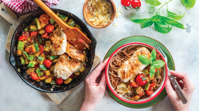 פסטה עם ירקות וחזה עוף (צילום: יחצ)