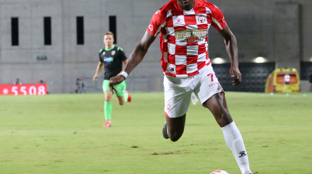 אלטון אקולטסה (צילום: אודי ציטיאט)