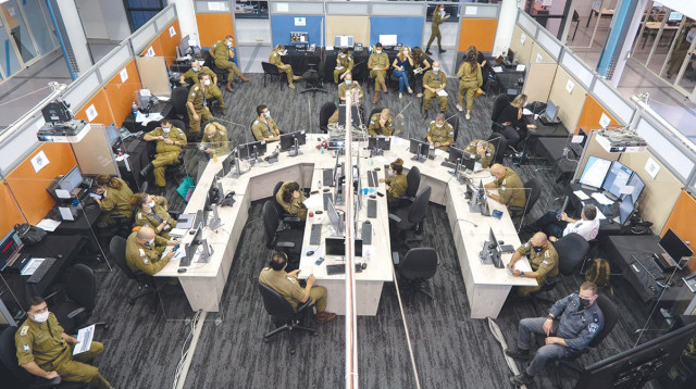 מפקדת אלון (צילום: דובר צה"ל)