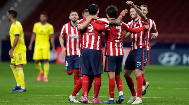 שחקני אתלטיקו מדריד חוגגים (צילום: Gonzalo Arroyo Moreno/Getty Images)