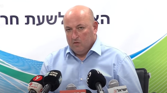 איתמר גרוטו (צילום: מתוך שידור ישיר של משרד הבריאות)