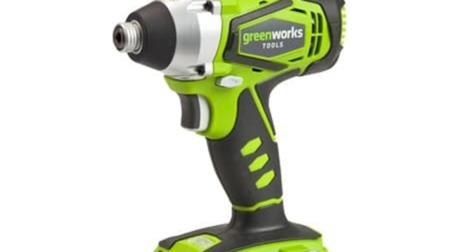 מברגת אימפקט (צילום: greenworks)