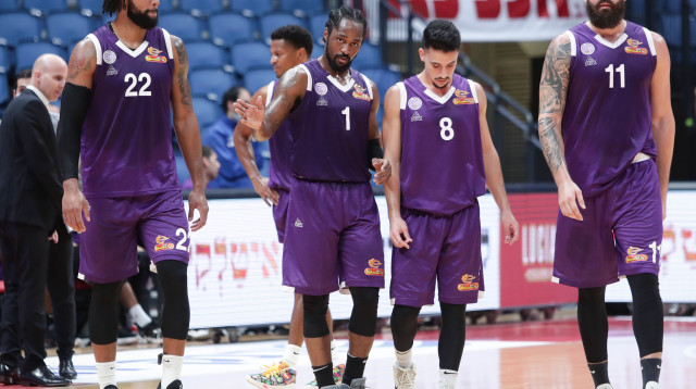 שחקני עירוני נהריה (צילום: דני מרון)