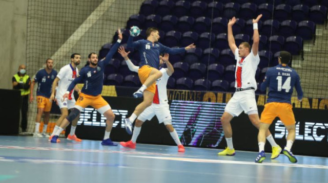 פורטו – פ.ס.ז’ (צילום: הטוויטר הרשמי של פורטו)