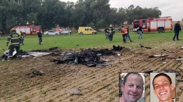 עם תמונות ההרוגים: איתי זיידן וליהוא בן-בסה (צילום: באדיבות דובר צה"ל,באדיבות אנשי הדממה)