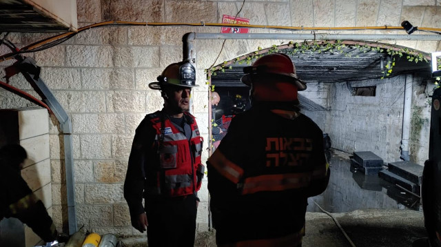 כוחות הכיבוי וההצלה בירושלים (צילום: דוברות כבאות והצלה ירושלים)