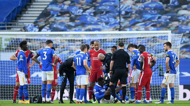 שחקני לבירפול וברייטון (צילום: Mike Hewitt/Getty Images)