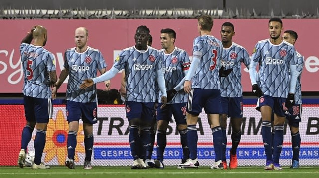 שחקני אייאקס חוגגים (צילום: ANP Sport via Getty Images)