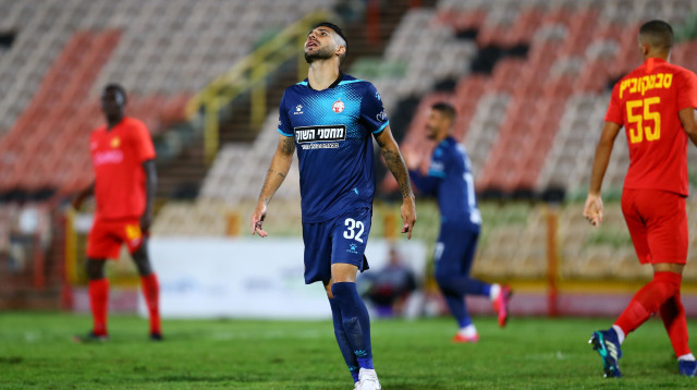 ג’ונתן אגודלו מאוכזב (צילום: לירון מולדובן)