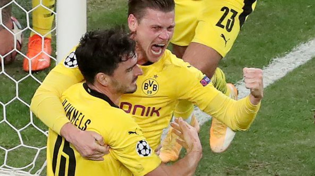 מאטס הומלס, לוקאש פישצ’ק (צילום: Alexander Demianchuk\TASS via Getty Images)