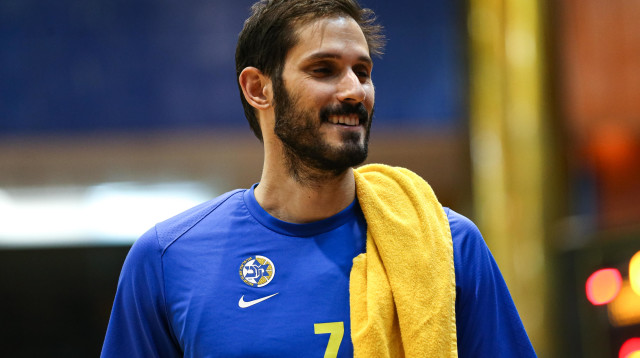 עומרי כספי (צילום: מאור אלקסלסי)