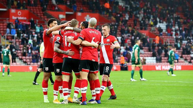 שחקני סאות’המפטון חוגגים (צילום: Matt Watson/Southampton FC via Getty Images)