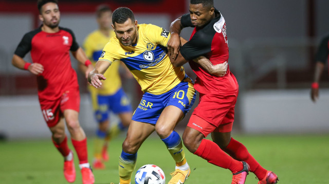 איתי שכטר, איקוום אוטין (צילום: מאור אלקסלסי)