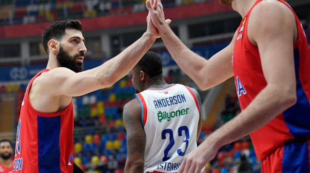 טוקו שנגלייה (צילום: Ivan Korzhenevskiy/Euroleague Basketball via Getty)