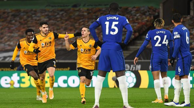 שחקני וולבס חוגגים, אכזבה בצ’לסי (צילום: Sam Bagnall - AMA/Getty Images)