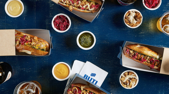 הנקניקות של בו-טי (צילום: אפיק גבאי)