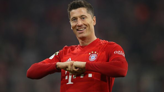 רוברט לבנדובסקי (צילום: Alexander Hassenstein/Bongarts/Getty Images)