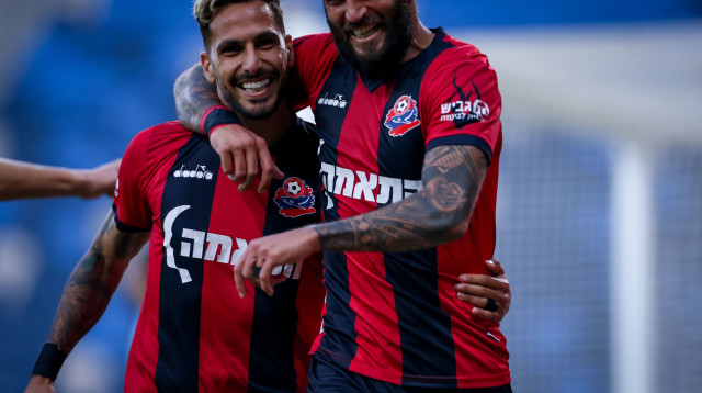 חנן ממן, אלמוג בוזגלו (צילום: מאור אלקסלסי)