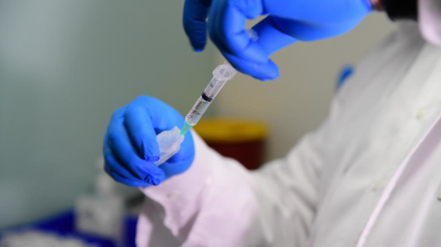 חיסון לקורונה (צילום: אבשלום ששוני)