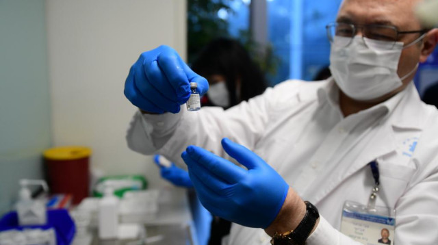 חיסוני הקורונה בישראל (צילום: אבשלום ששוני)