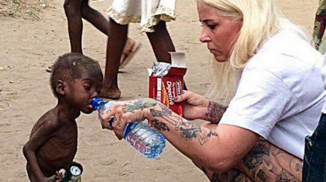 הילד הופ בתמונה הוויראלית מ-2016 (צילום: רשתות חברתיות)