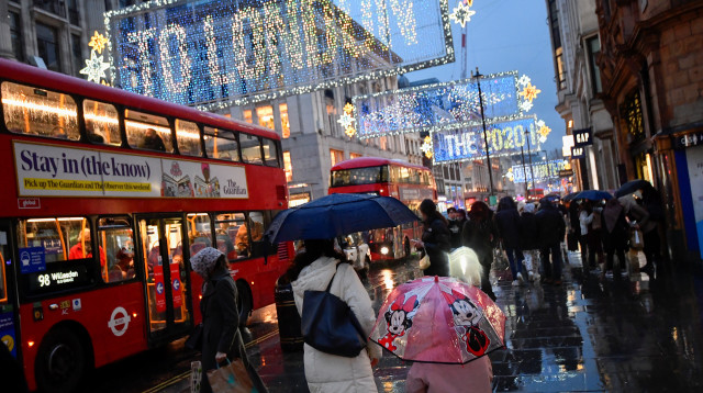 קורונה בבריטניה (צילום: REUTERS/Toby Melville)