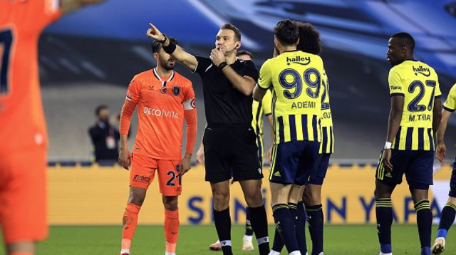 פנרבחצ’ה מול איסטנבול בשאקשהיר (צילום: Serhat Cagdas/Anadolu Agency via Getty Images)