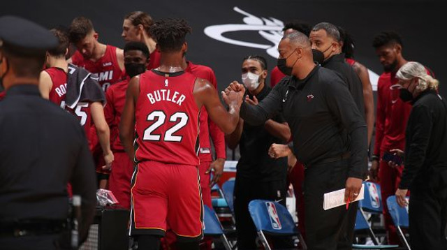 ג’יימי באטלר (צילום: Issac Baldizon / Contributor)