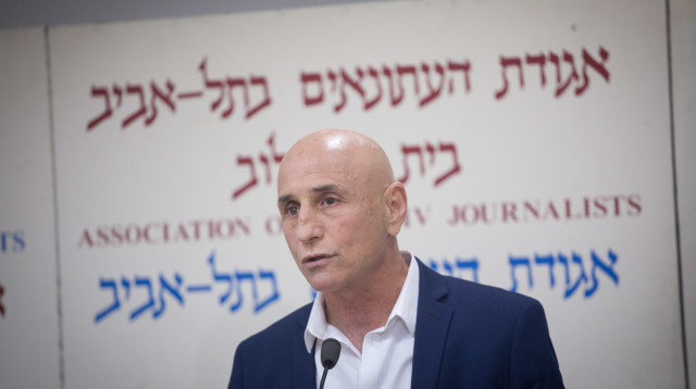 עפר שלח (צילום: מרים אלסטר, פלאש 90)