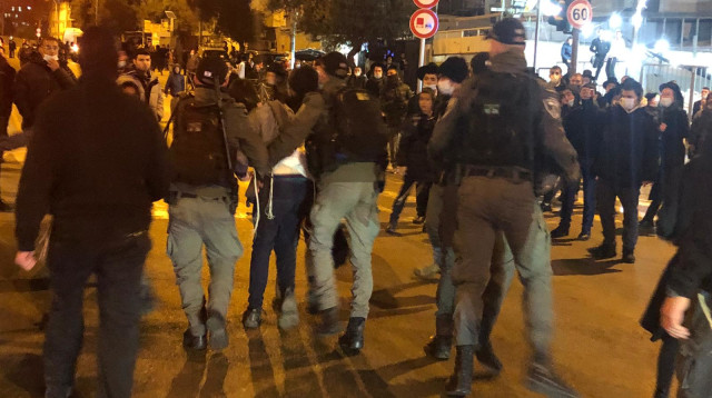 ההפגנות האלימות נגד הרג הנער אהוביה סנדק ז"ל (צילום: דוברות המשטרה)