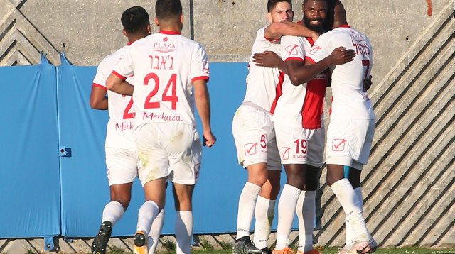 שחקני נוף הגליל (צילום: אודי ציטיאט)