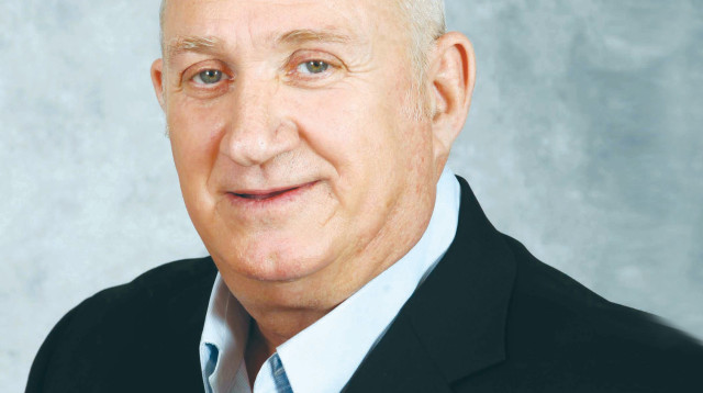 יצחק אברכהן מנכל שופרסל  (צילום: סיון פרג')