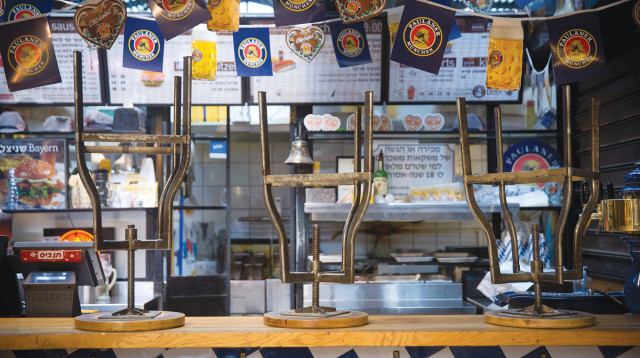 מסעדה סגורה, אילוסטרציה (צילום: מרים אלסטר, פלאש 90)