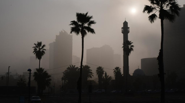 מזג אוויר ערפילי (צילום: אבשלום ששוני)