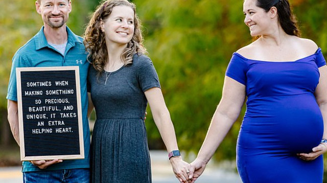 אישה ילדה את התינוק של החברה הכי טובה שלה (צילום: רשתות חברתיות)