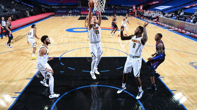 ניקולה יוקיץ’ (צילום: Jesse D. Garrabrant/NBAE via Getty Images)