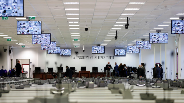 אולם המשפט הייעודי באיטליה (צילום: רויטרס)