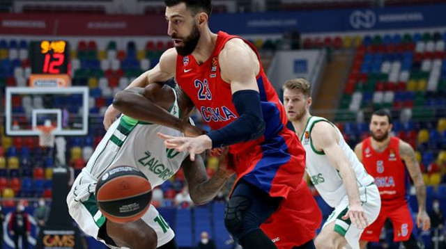 טורניקה שנגליה (צילום: Mikhail Serbin/Euroleague Basketball via Getty Ima)