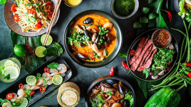 תפריט חדש לדלי אסייאתי (צילום: אסף קרלה)