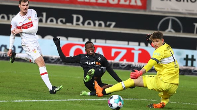 דניס זקאריה (צילום: KAI PFAFFENBACH/AFP via Getty Images)