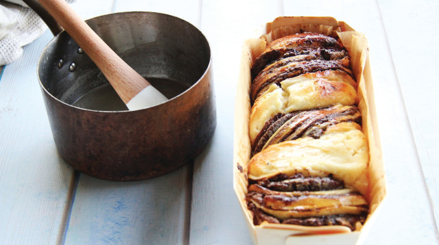 עוגת שמרים גבינה ושוקולד (צילום: מיכל לוי-אלחלל)