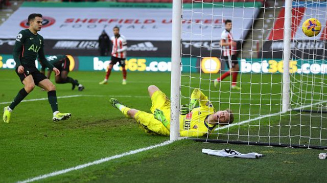 טנגי אנדומבלה כובש נגד שפילד (צילום: Tottenham Hotspur FC/Tottenham Hotspur FC via Gett)