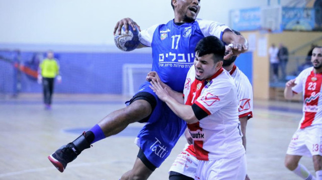 פטריק אובינה (צילום: הדר ואן קולא, איגוד הכדוריד)