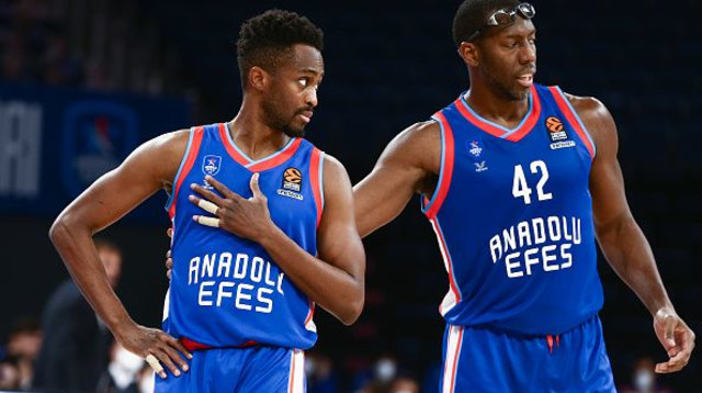 רודריגו בובואה (צילום: Tolga Adanali/Euroleague Basketball via Getty Imag)