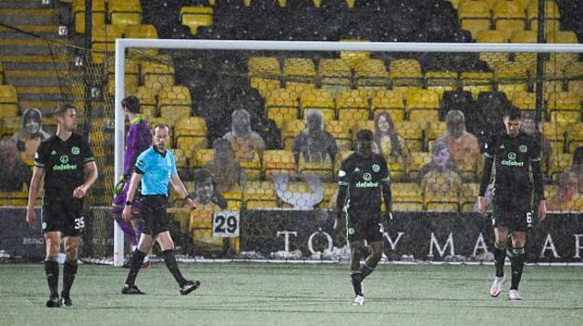 ניר ביטון ושחקני סלטיק מאוכזבים (צילום: Rob Casey - SNS Group / Contributor)