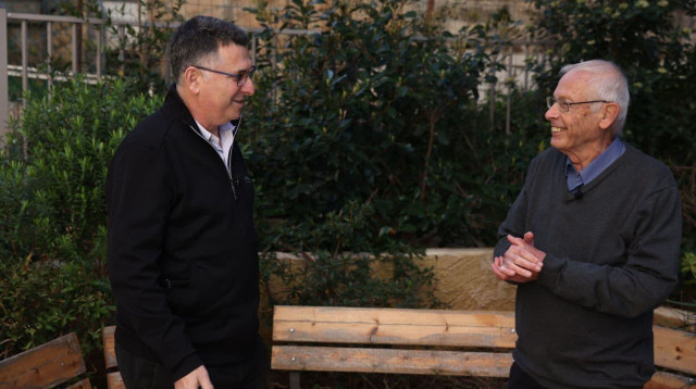 בני בגין וגדעון סער (צילום: מפלגת תקווה חדשה)