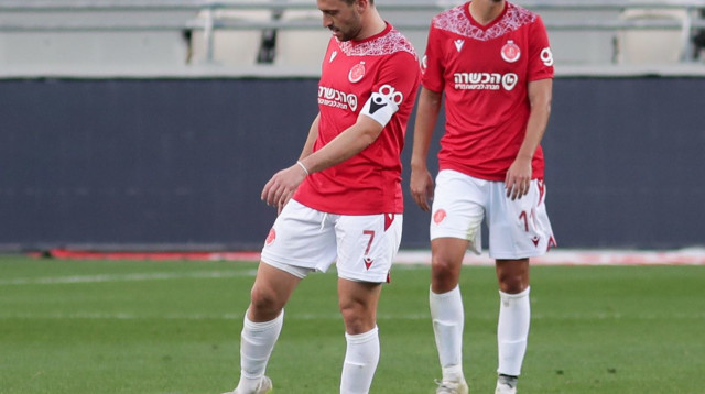 עומרי אלטמן ודן איינבינדר מאוכזבים (צילום: דני מרון)